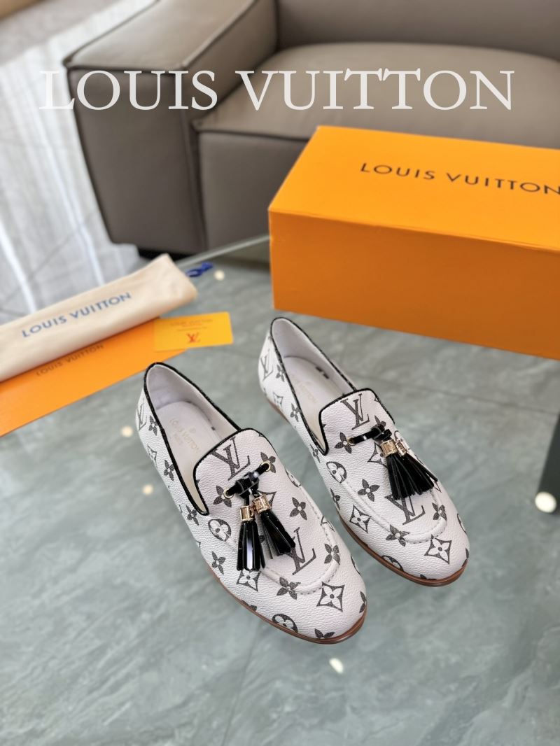 Louis Vuitton Low Shoes